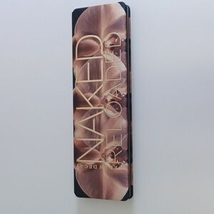 Urban Decay Naked Reloaded eyeshadow palette